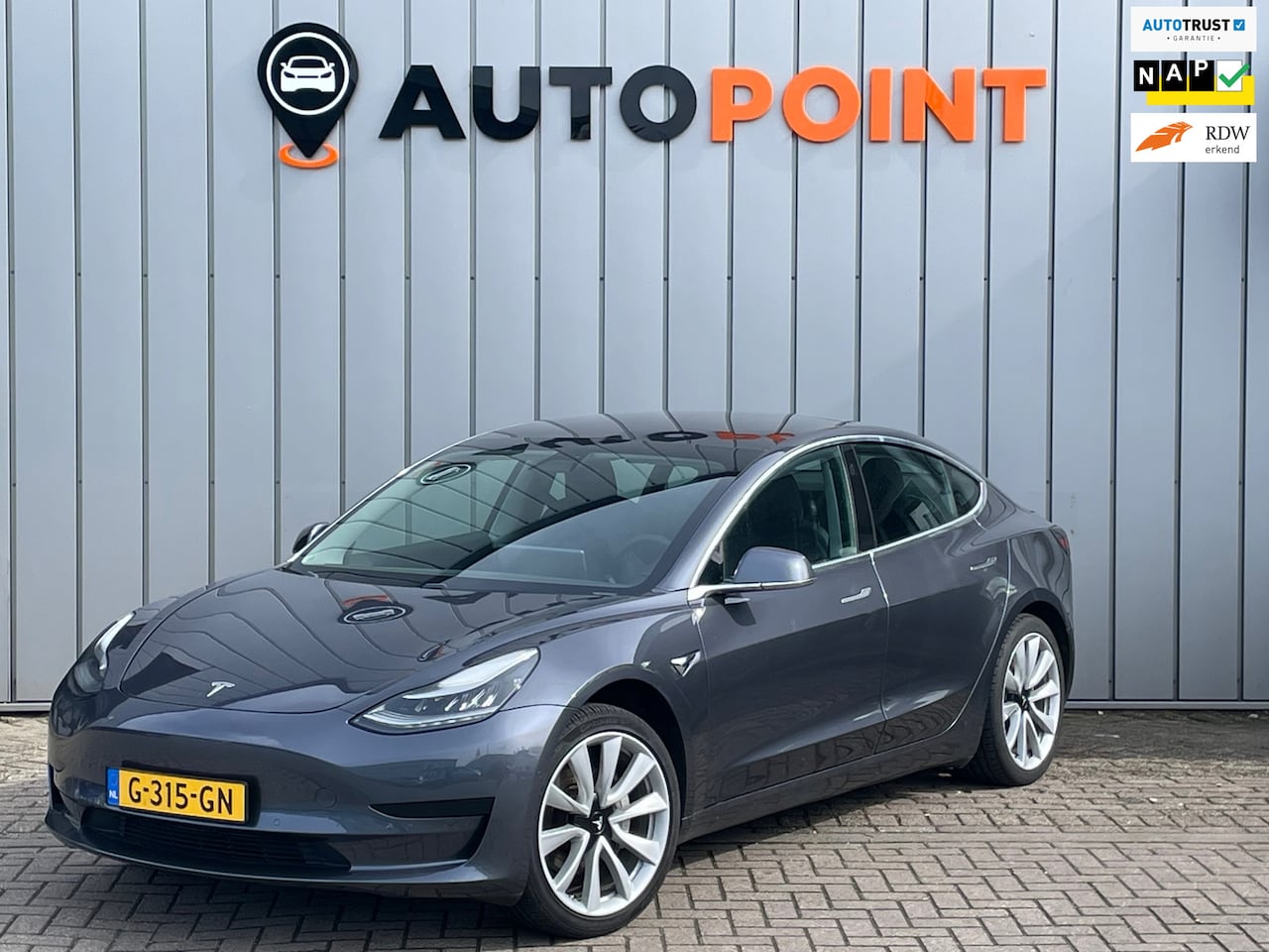 Tesla Model 3 - Standard RWD Plus 60 kWh - AutoWereld.nl