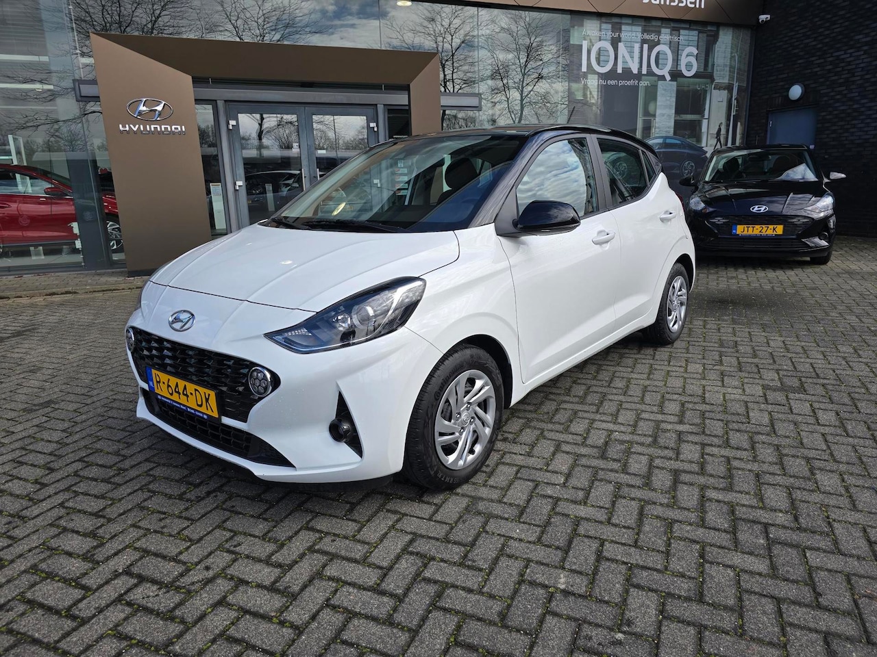 Hyundai i10 - 1.0 Premium 1e eig/NL-auto - AutoWereld.nl
