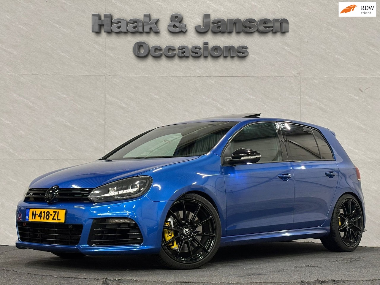 Volkswagen Golf - 2.0 R 4-Motion Pano Dsg Cruise E-stoelen - AutoWereld.nl