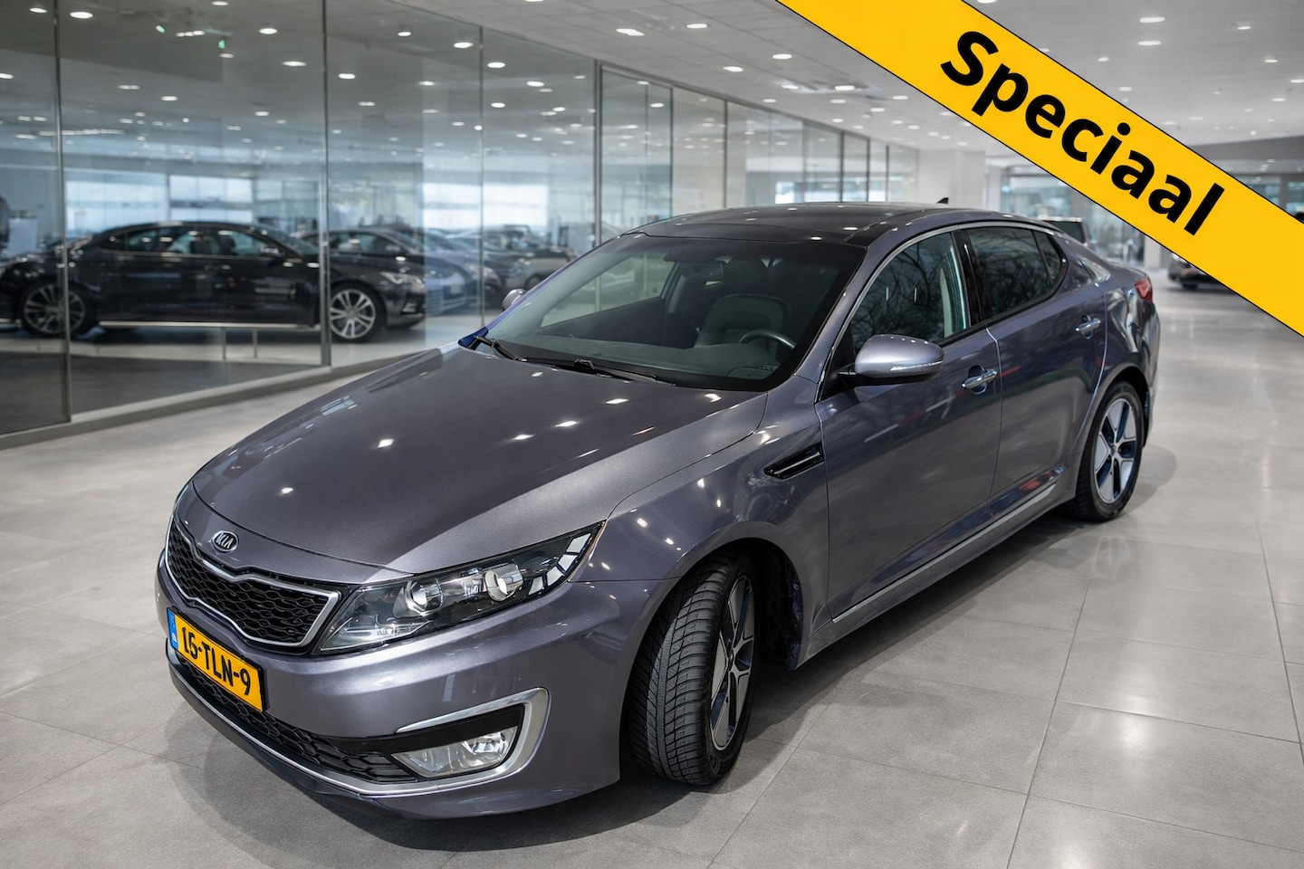 Kia Optima - 2.4 CVVT Hybrid SuperPack 210PK Automaat, Panodak, full leather, APK, duurste uitv. - AutoWereld.nl