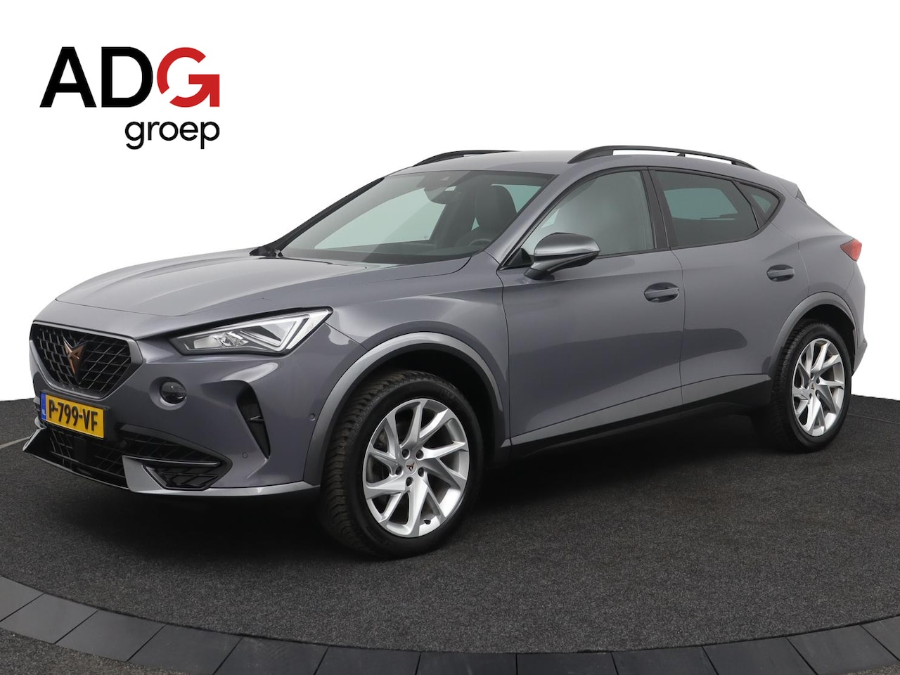 CUPRA Formentor - 1.5 TSI Business Edition | Parkeercamera | Sfeerverlichting | Keyless Entry | DAB+ - AutoWereld.nl