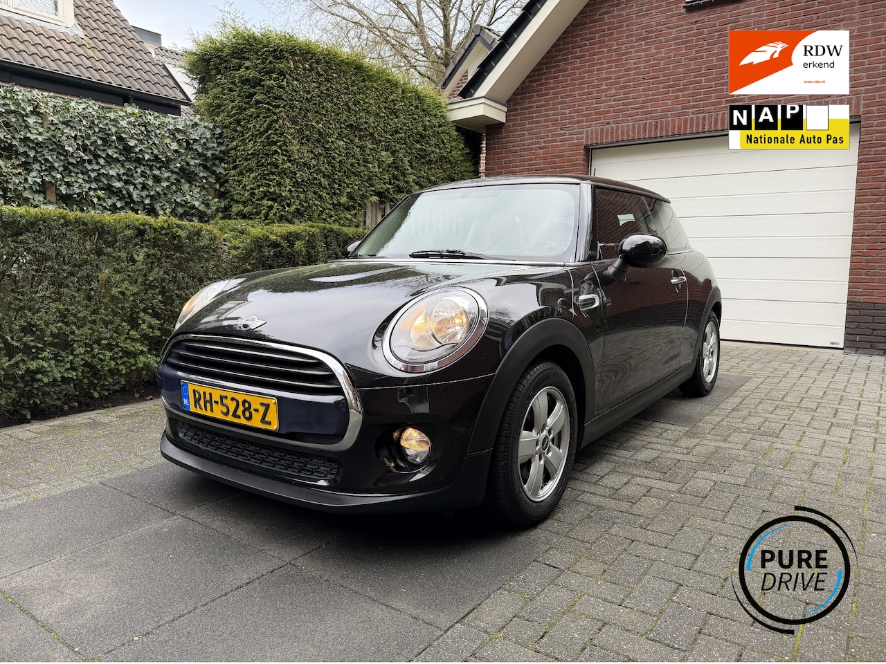 MINI Cooper - 1.5 Cooper Business MINI Cooper 1.5 Business Edition | PDC | Bj.2017| Navi | BTW - AutoWereld.nl