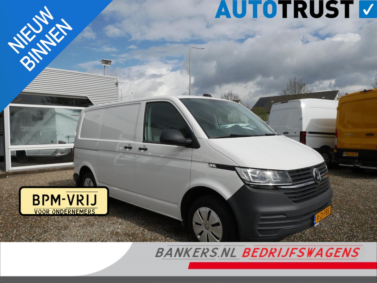 Volkswagen Transporter - 2.0 TDI 110PK, L1H1, Airco - AutoWereld.nl