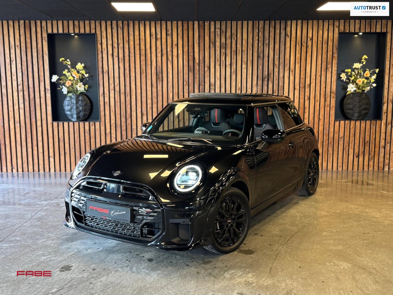 MINI Cooper - Mini 1.5 C Classic M / JCW /Pano / Camera / HUD / Stoel/Stuur verwarming / Sfeerverlichtin - AutoWereld.nl