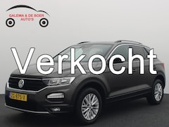 Volkswagen T-Roc - 1.5 TSI Style TREKHAAK / CARPLAY / NAVI / AIRCO / PDC / BLUETOOTH / CRUISE / NL-AUTO