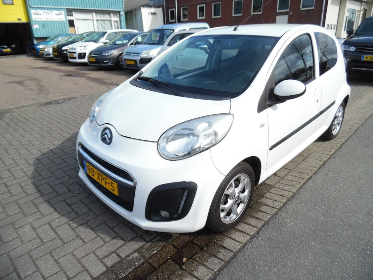 Citroën C1 - 116000 apk 3.27 1.0 First Edition airco - AutoWereld.nl