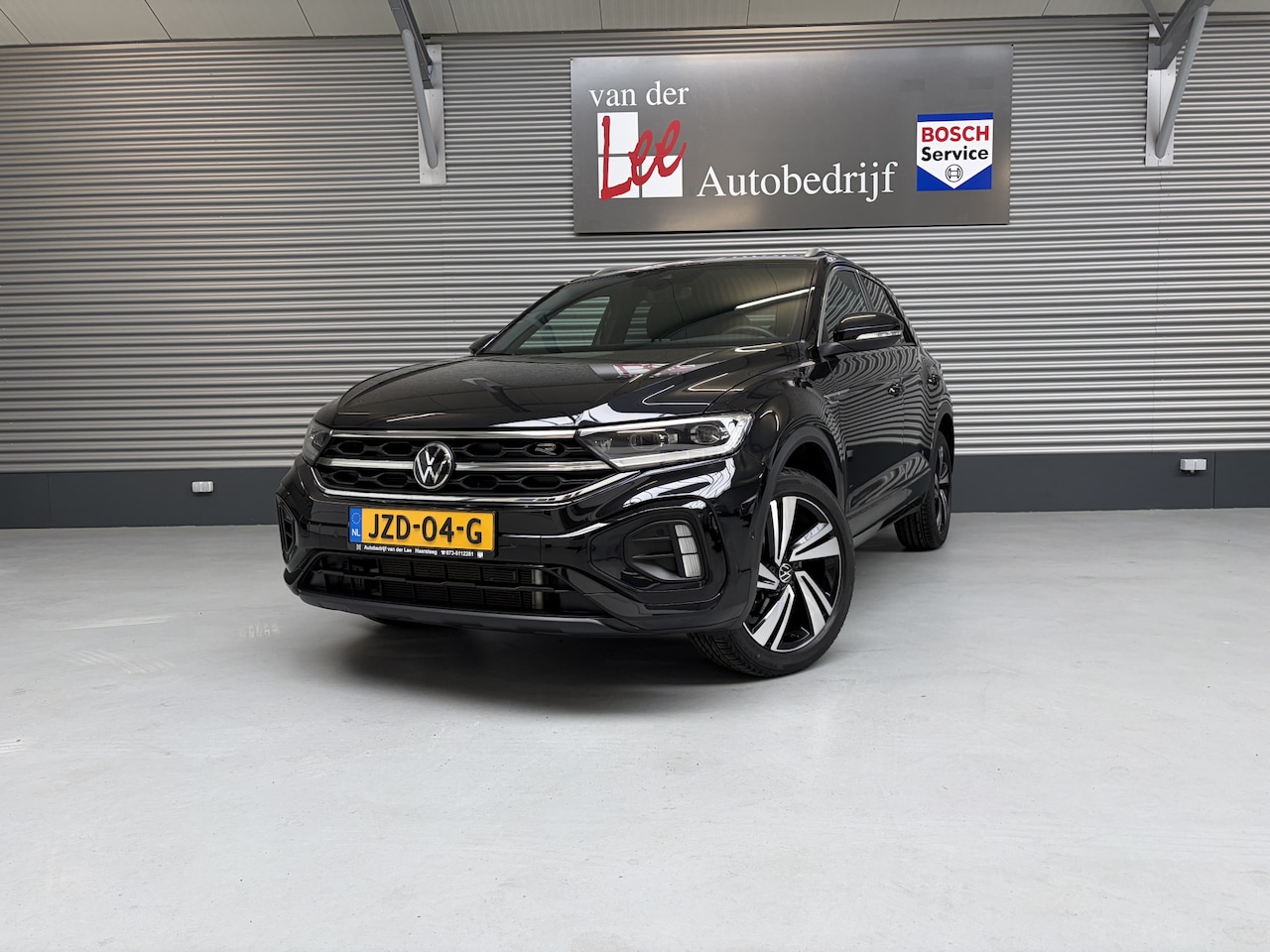 Volkswagen T-Roc - 1.5 TSI R-LINE/IQ LIGHT/IQ DRIVE/EL A KLEP/KEY LESS/CAM/ENZ - AutoWereld.nl