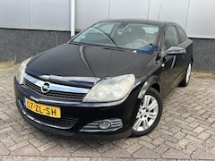 Opel Astra GTC - 1.8 Executive Vol Automaat Climate Cruise
