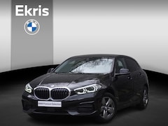 BMW 1-serie - 118i Trekhaak met afneembare kogel | Achteruitrijcamera | 17 inch LM Multispaak (Styling 5
