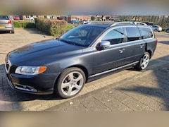 Volvo V70 - 1.6 T4 Limited Edition
