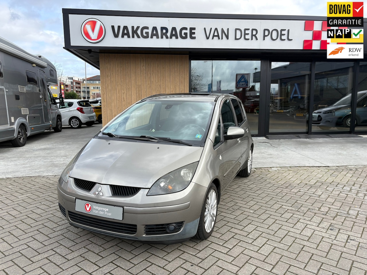 Mitsubishi Colt - 1.5 Sky 1.5 Sky - AutoWereld.nl