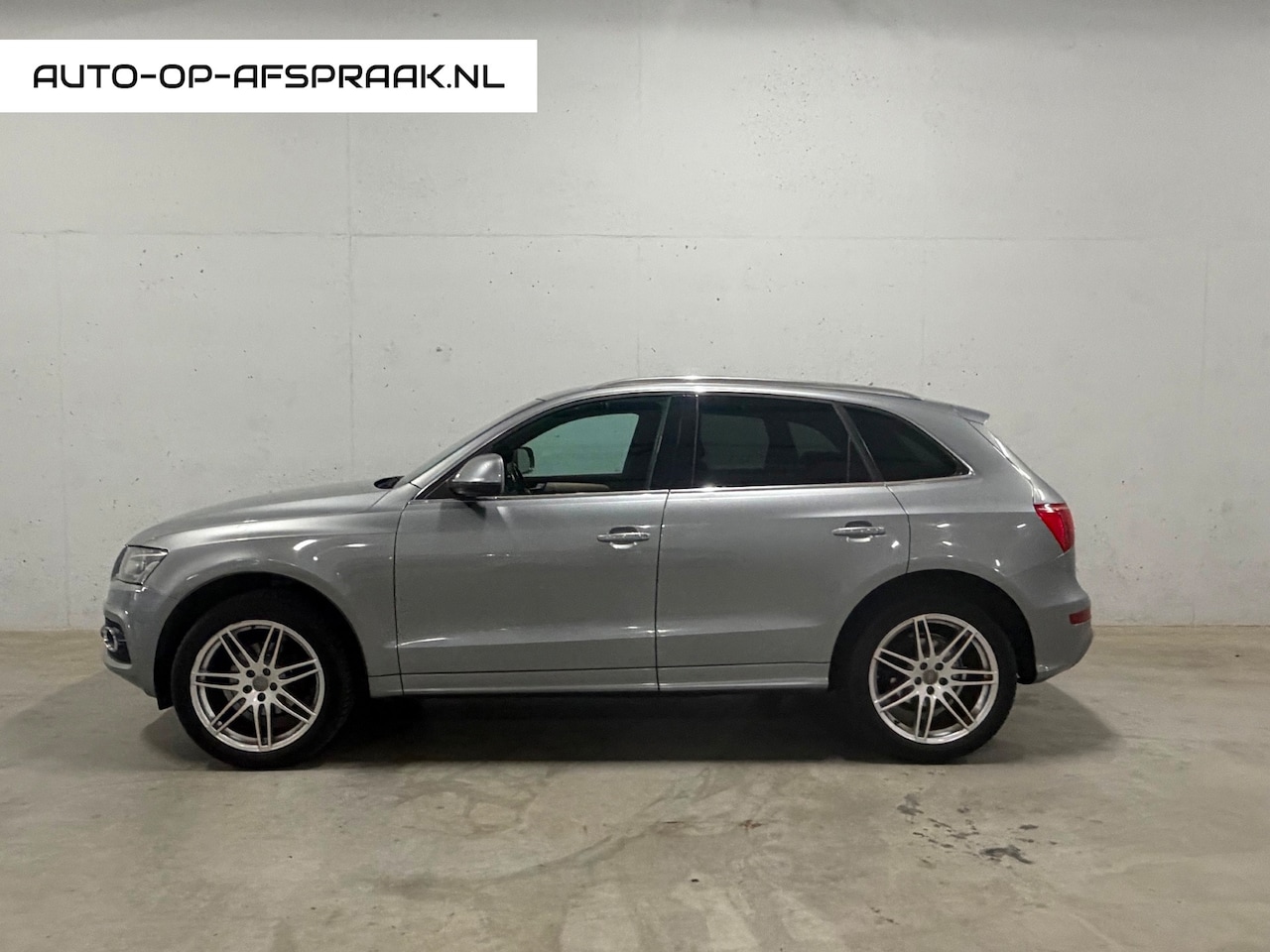 Audi Q5 - 2.0 TDI quattro S Line Automaat Navi Cruise Clima Stoelverw. - AutoWereld.nl