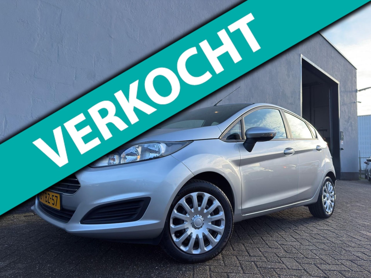 Ford Fiesta - 1.0 Style 5-Deurs - Airco - Trekhaak - AutoWereld.nl