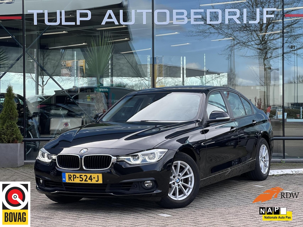 BMW 3-serie - 318i High Executive Automaat Clima 2018 Leer NAP - AutoWereld.nl