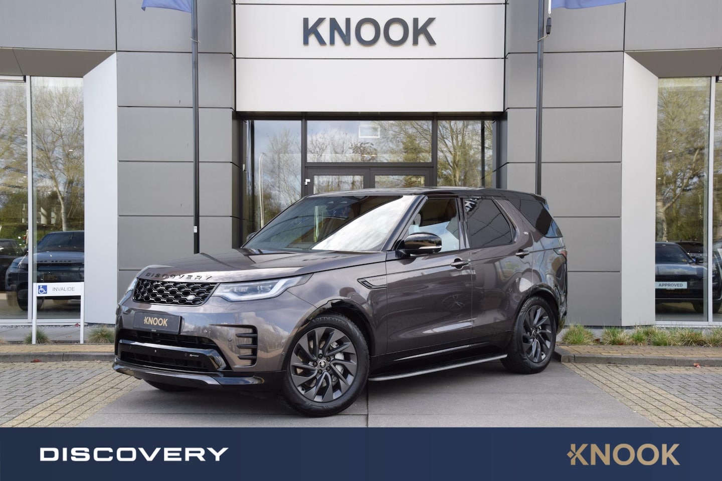 Land Rover Discovery - D300 R-Dynamic SE - AutoWereld.nl