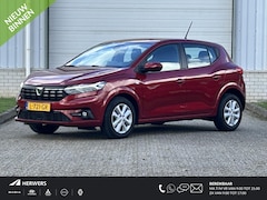 Dacia Sandero - 1.0 Comfort Automaat / Trekhaak / Achteruitrijcamera / 1e Eigenaar / Dealer Onderhouden /