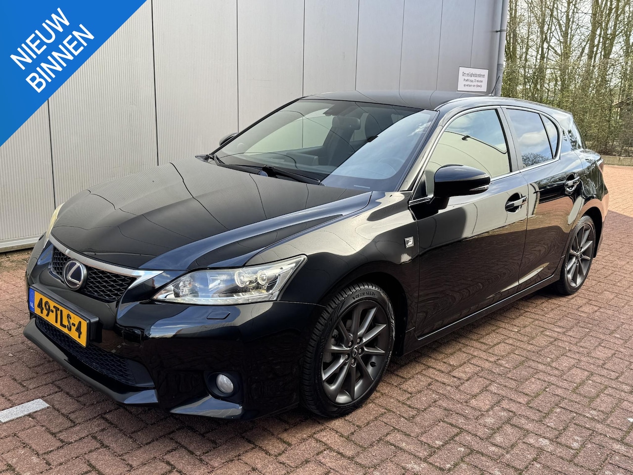 Lexus CT 200h - F-Sport Line Trekhaak Leder Stoelverwarming - AutoWereld.nl
