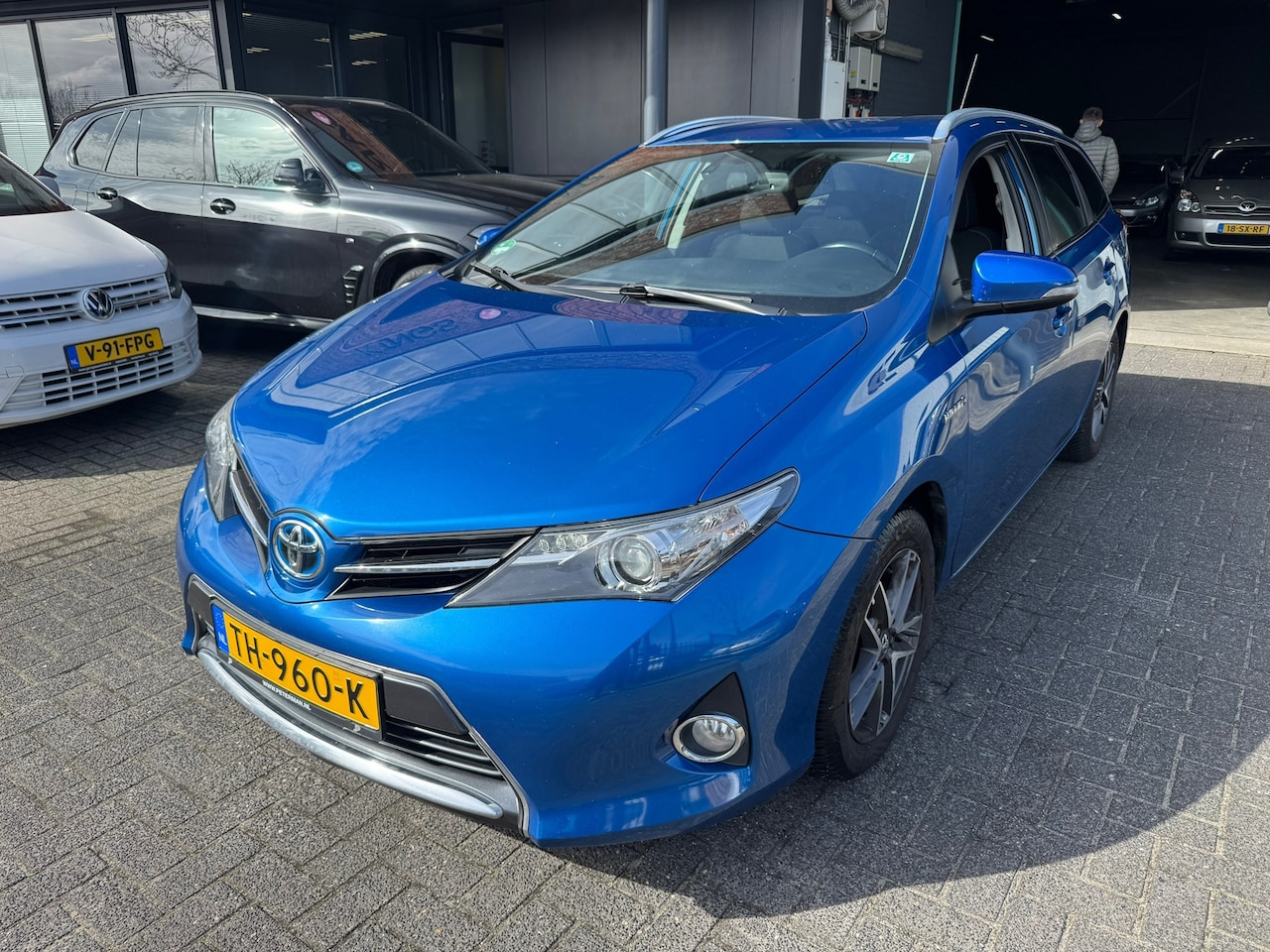 Toyota Auris - 1.8 Hybrid Lease CAMERA CRUISE TREKHAAK GOED ONDERHOUDEN - AutoWereld.nl