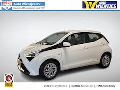 Toyota Aygo - 1.0 VVT-i | X-Play Limited 5-Drs | Airco | Camera | Carplay