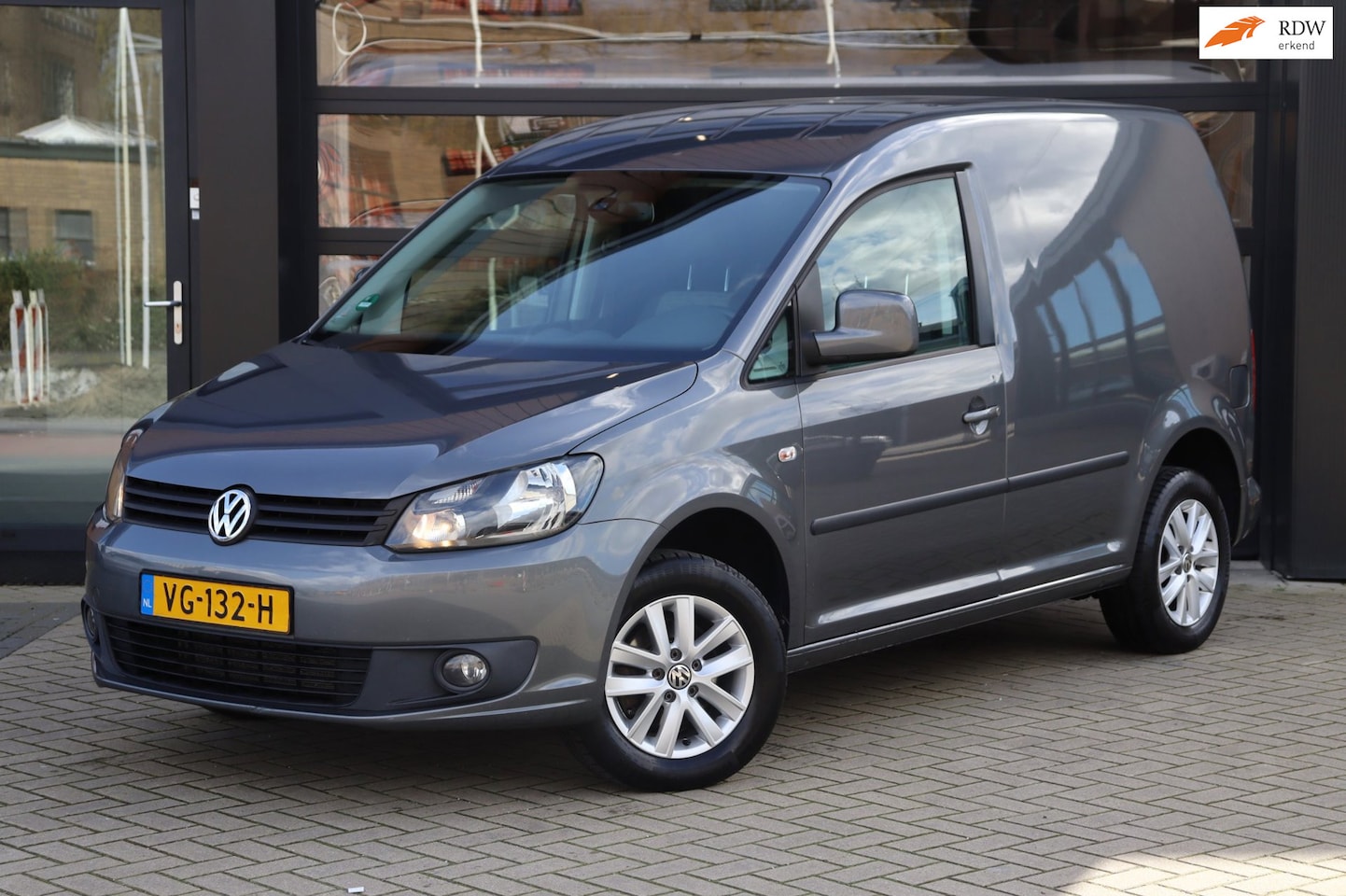 Volkswagen Caddy - 1.6 TDI | NAP | Cruise | Navi | Trekhaak | Sensoren | - AutoWereld.nl