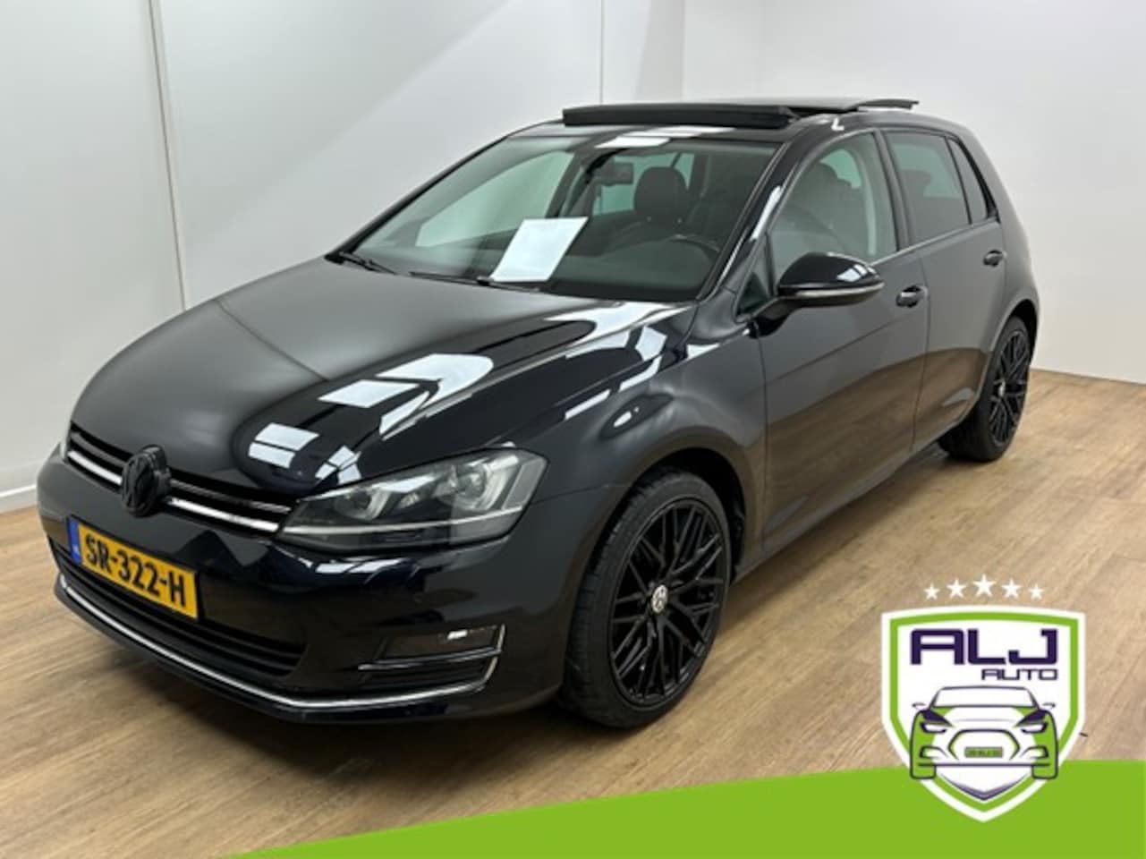 Volkswagen Golf - Occasion 1.4 TSI ACT Business Edition R | Zwart | Tweedehands Volkswagen Golf | Airco | Bl - AutoWereld.nl