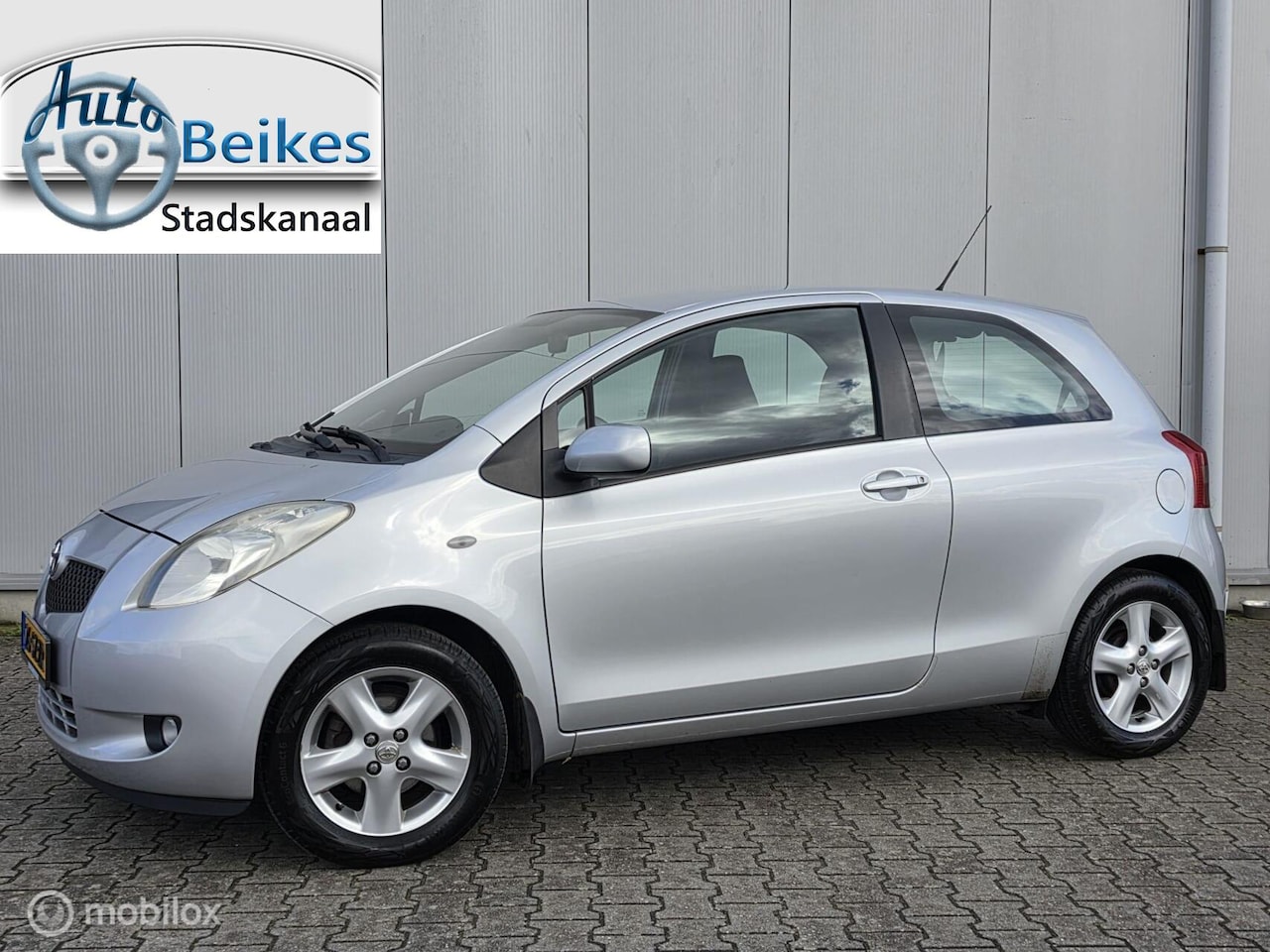 Toyota Yaris - 1.3 VVT-i Luna 1.3 VVTi Luna - AutoWereld.nl