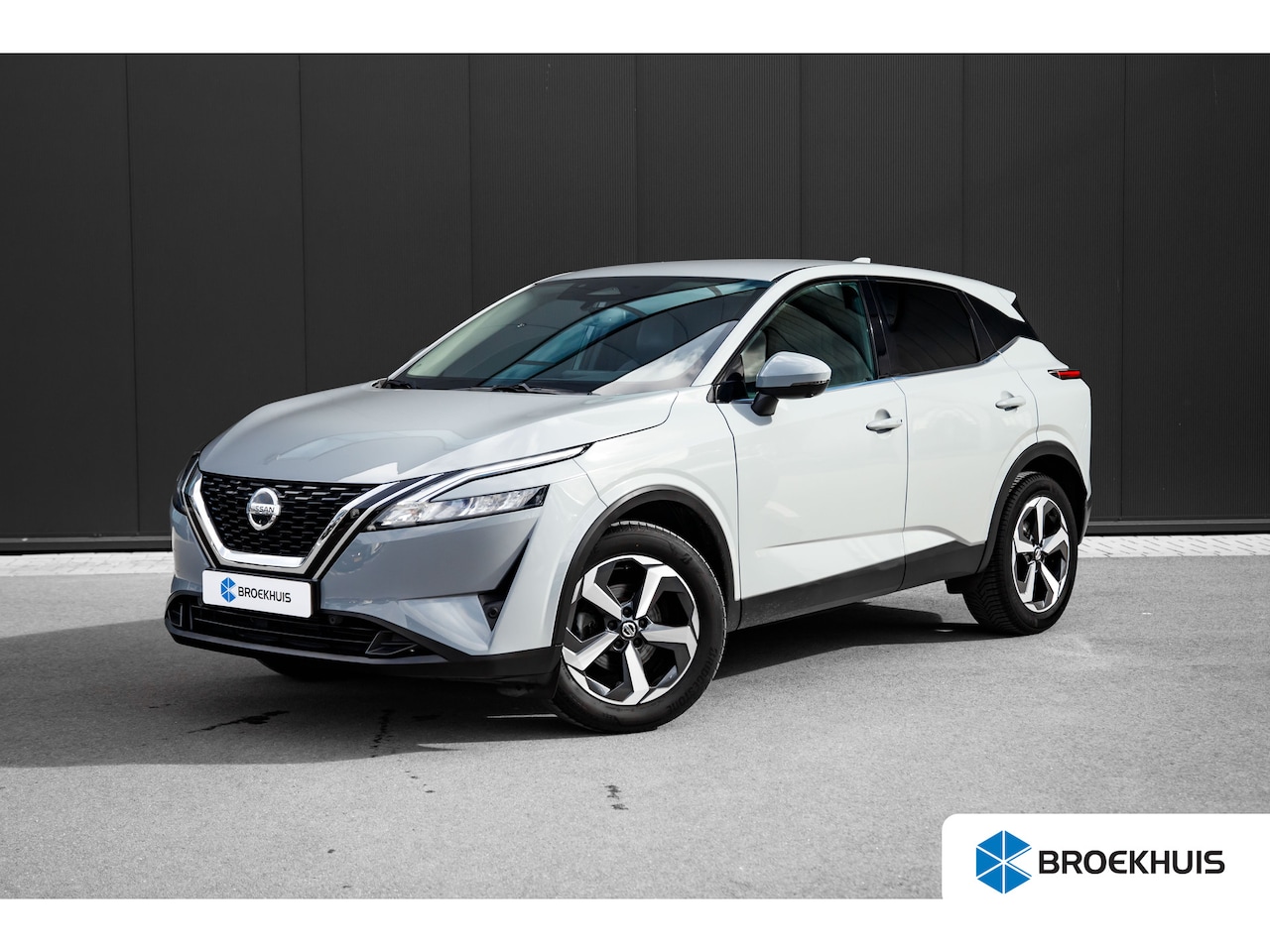 Nissan Qashqai - 1.3 MHEV 140 PK Tekna Trekhaak | Adaptive cruise control | 360 Camera | Dodehoekdetectie - AutoWereld.nl