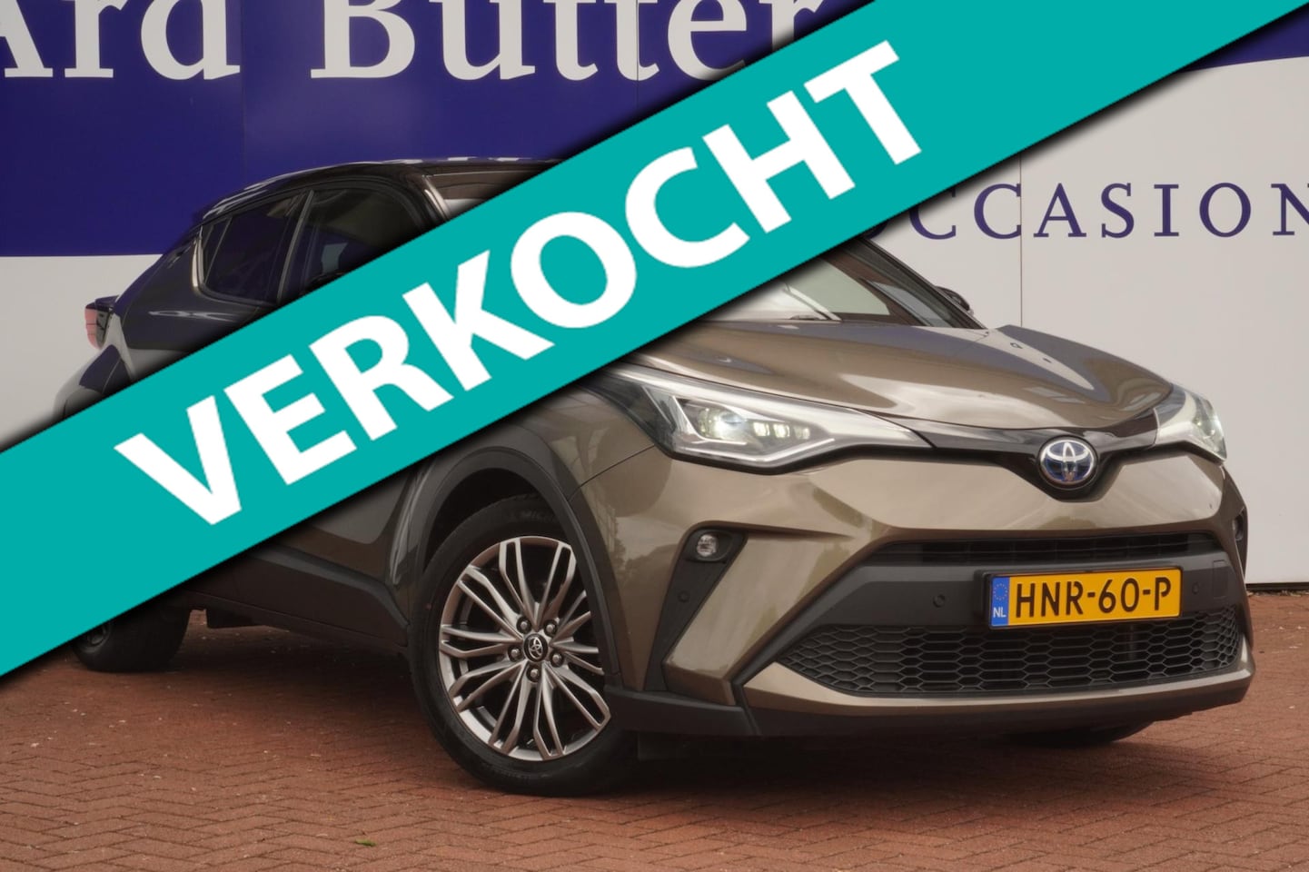 Toyota C-HR - 2.0 Hybrid Business Plus 184PK / LED / Leder / JBL / Stoel-verw. / Camera / = SUPER PRIJS - AutoWereld.nl