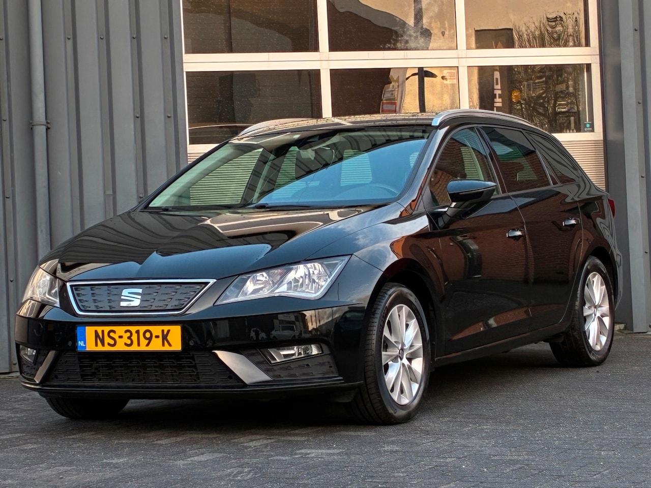 SEAT Leon ST - 1.0 EcoTSI Style Business Intense Climate controle Stoelverwarming - AutoWereld.nl