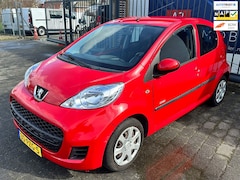 Peugeot 107 - 1.0-12V Millesim 200 / AIRCO / 5-DEURS / TOERENTELLER / NAP