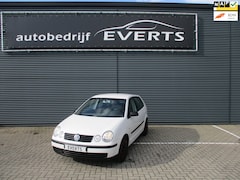 Volkswagen Polo - 1.4-16V Comfortline distributie bij 273000 nieuw en nieuwe apk rijd prima nu scherpe meene