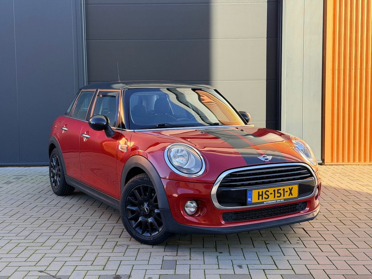MINI Cooper - Mini 1.5 Business |Automaat|Navi|Cruise Control|Airco - AutoWereld.nl