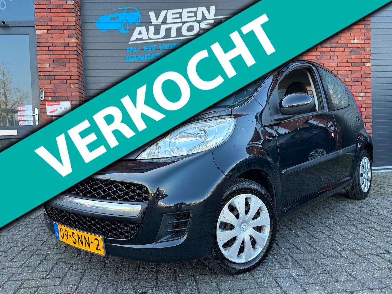 Peugeot 107 - 1.0-12V XS 5 Deurs Airco CV+AB Nette Staat - AutoWereld.nl