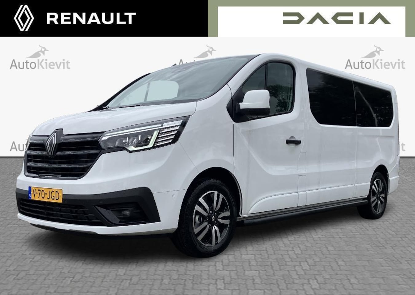 Renault Trafic - 2.0 Blue dCi 150 EDC T30 L2H1 Extra - 125th Anniversary - Alarm / Trekhaak /  Reservewiel - AutoWereld.nl