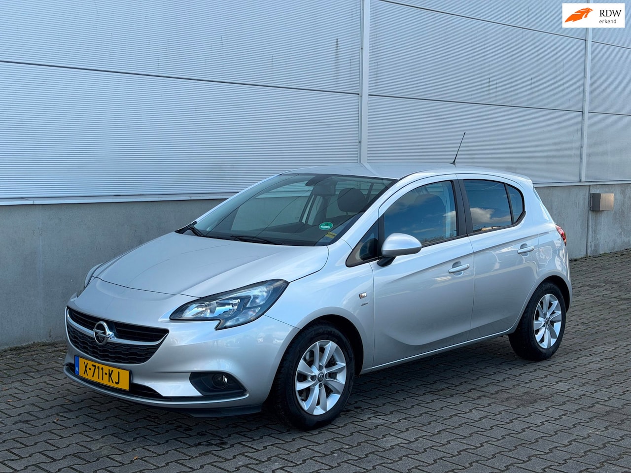 Opel Corsa - 1.4 Turbo Drive AIRCO|CRUISE|CARPLAY|PARK.S|LM| - AutoWereld.nl