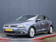 Volkswagen Jetta - 1.4 TSI Hybrid Highline trekhaak leer camera