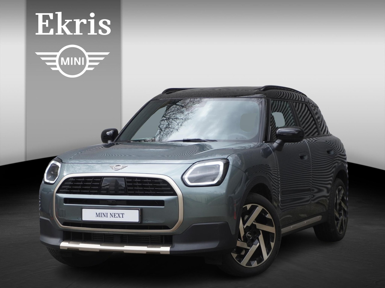 MINI Countryman - Cooper C Favoured Trim | Pakket L | Glazen panoramadak | Driving Assistant Plus | HIFI Sys - AutoWereld.nl
