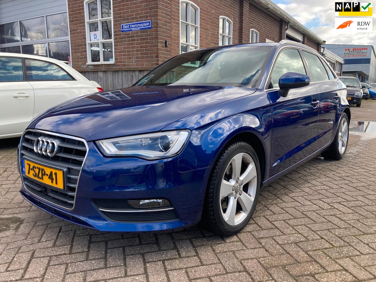 Audi A3 Sportback - 1.4 TFSI CoD Ambition Pro Line plus 1.4 TFSI CoD Ambition Pro Line plus, Xenon, Clima, Cruise veel opties - AutoWereld.nl