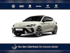 CUPRA Leon - 1.5 TSI e-Hybrid 272 6DSG VZ Performance | Achteruitrijcamera | Digitaal instrumentenpanee