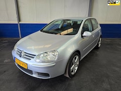 Volkswagen Golf - 1.4 TSI Trendline Business