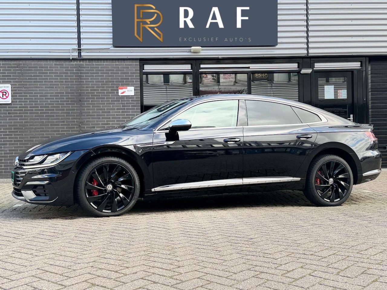 Volkswagen Arteon - 2.0 TDI 2.0 TDI,Automaat,Stoelverw,Stoelkoeling,Navi,Stuurverw,volle auto - AutoWereld.nl