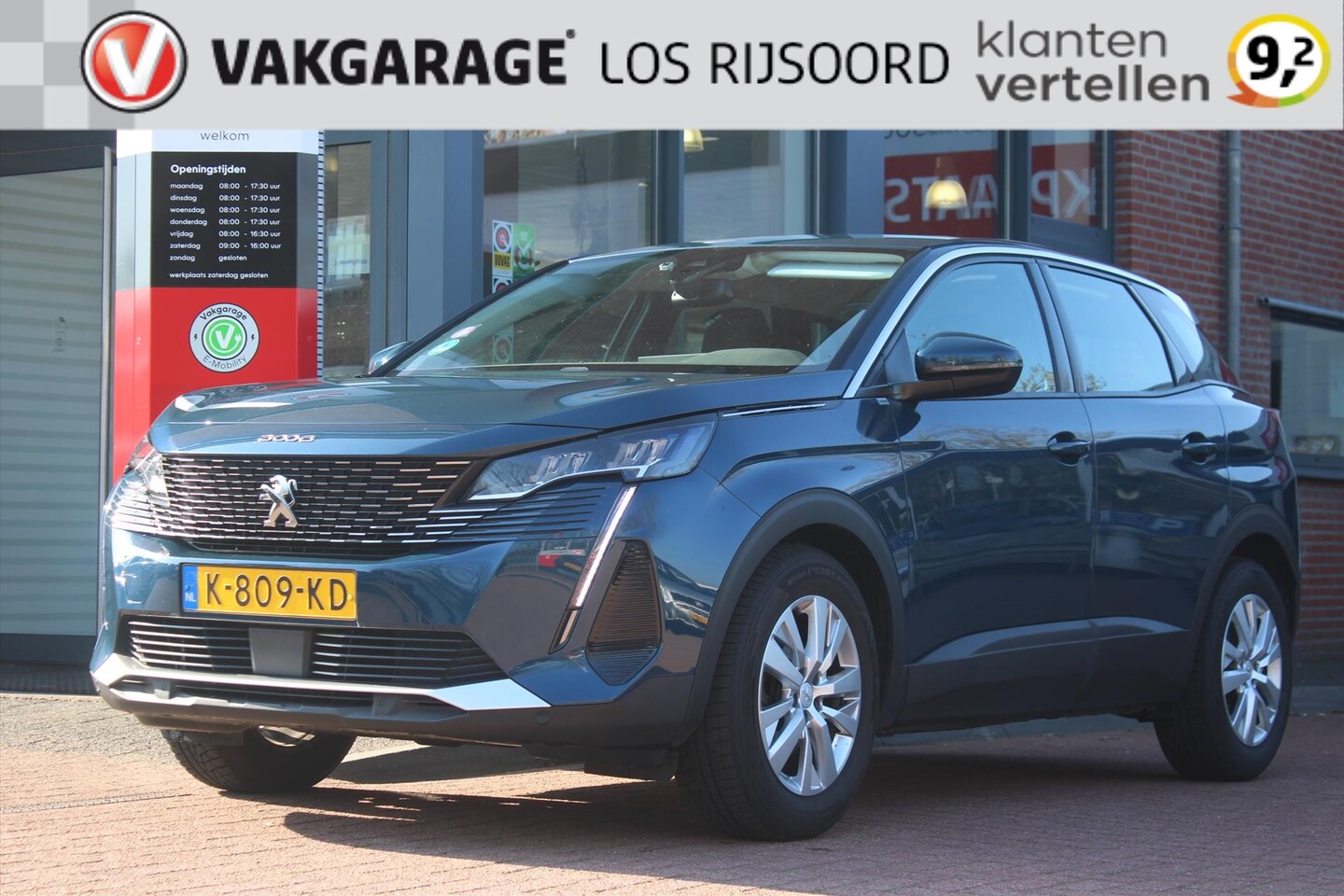 Peugeot 3008 - 1.2 PureTech *Active* | Trekhaak | Camera | Carplay | Navigatie | Cruise & Climate Control - AutoWereld.nl