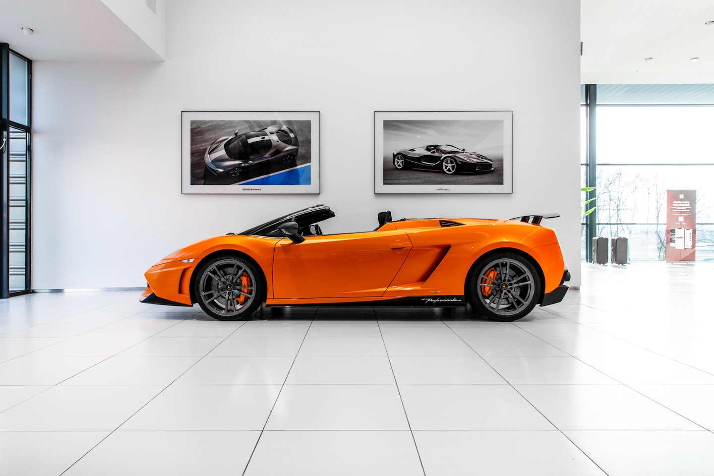 Lamborghini Gallardo - 5.2 V10 LP570-4 Performante e-gear - AutoWereld.nl