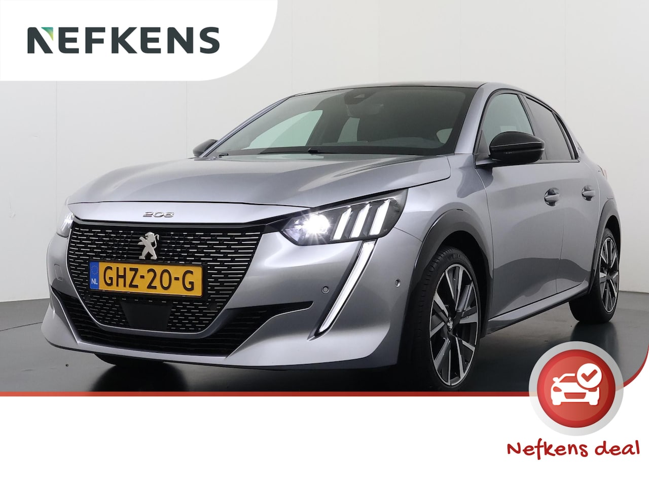 Peugeot 208 - 1.2 PureTech GT 130pk Automaat | Navigatie | Camera achter | Panoramisch glazen dak | Crui - AutoWereld.nl