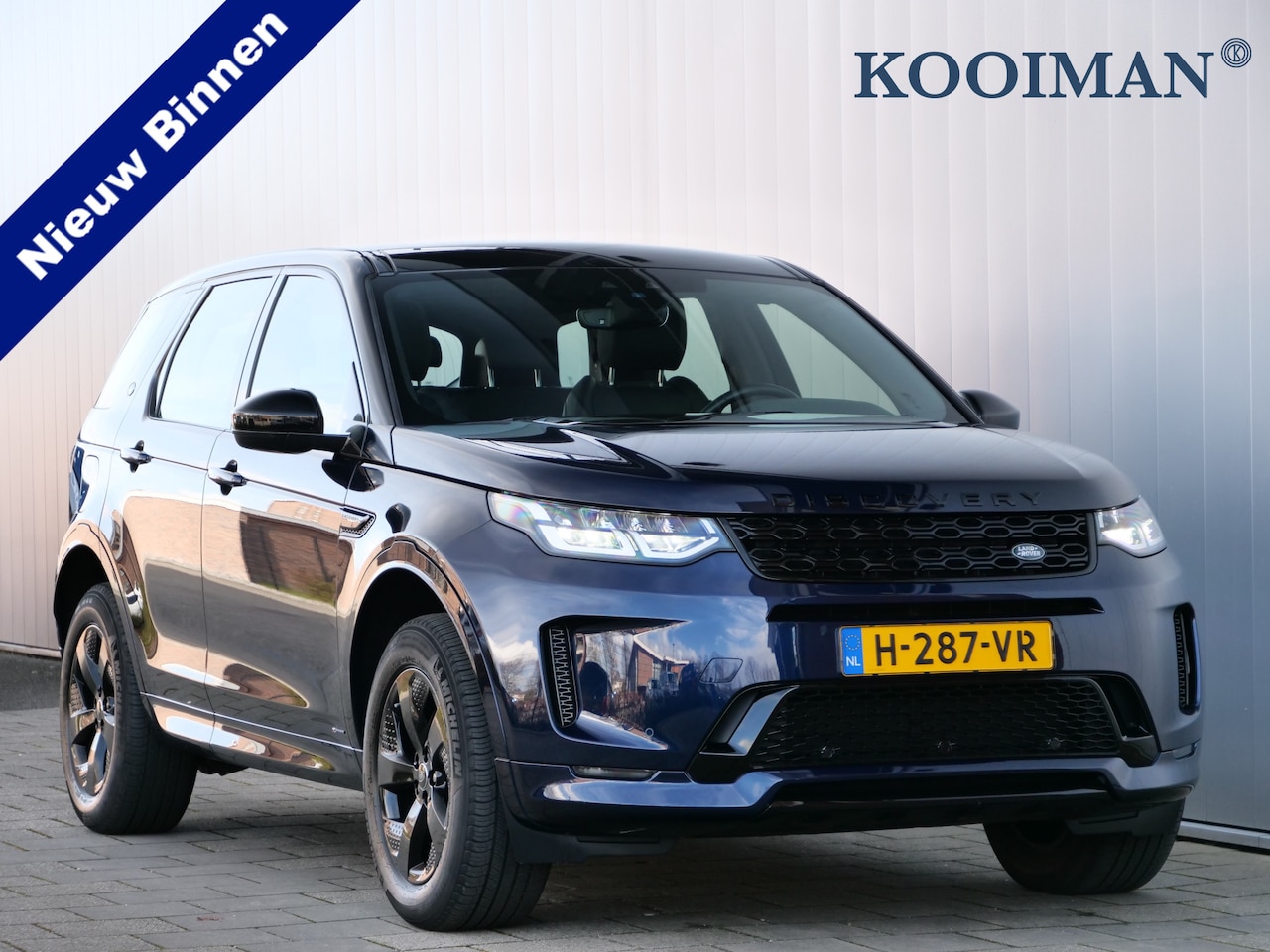Land Rover Discovery Sport - P200 2.0 R-Dynamic S 200pk Automaat Trekhaak / Leder / Camera / Stoelverwarming - AutoWereld.nl