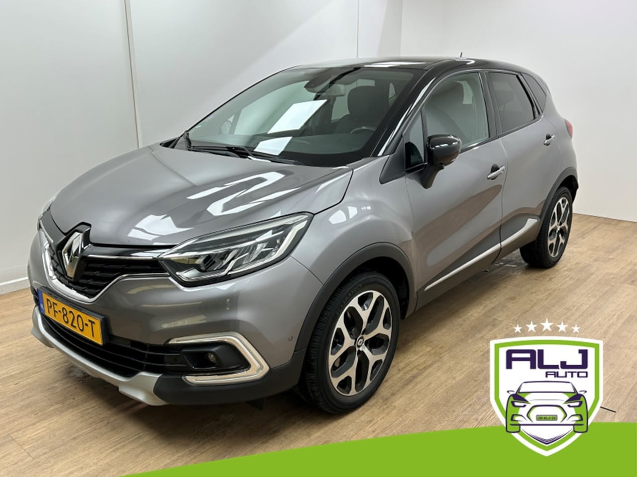 Renault Captur - Occasion 1.2 TCe Edition One | Grijs | Tweedehands Renault Captur | Airco | Achteruitrijca - AutoWereld.nl