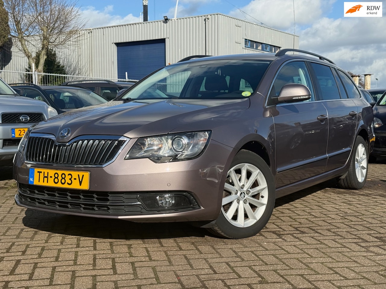 Skoda Superb Combi - 1.6 TDI Ambition Business 1.6 TDI Ambition Business - AutoWereld.nl