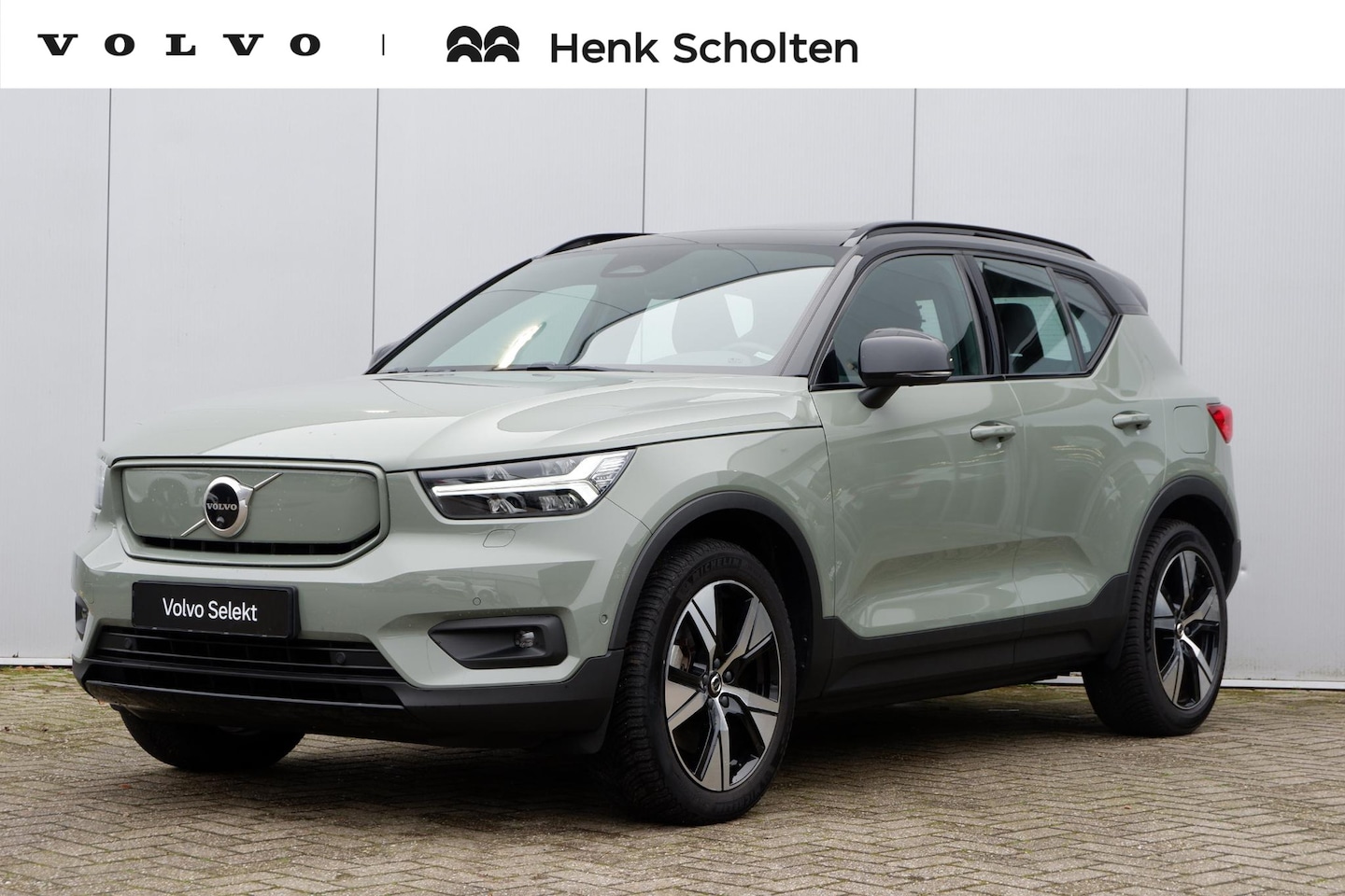 Volvo XC40 - Recharge Pro | Panoramadak met schuif-/kantelfunctie | Verwarmbare voorstoelen en stuurwie - AutoWereld.nl
