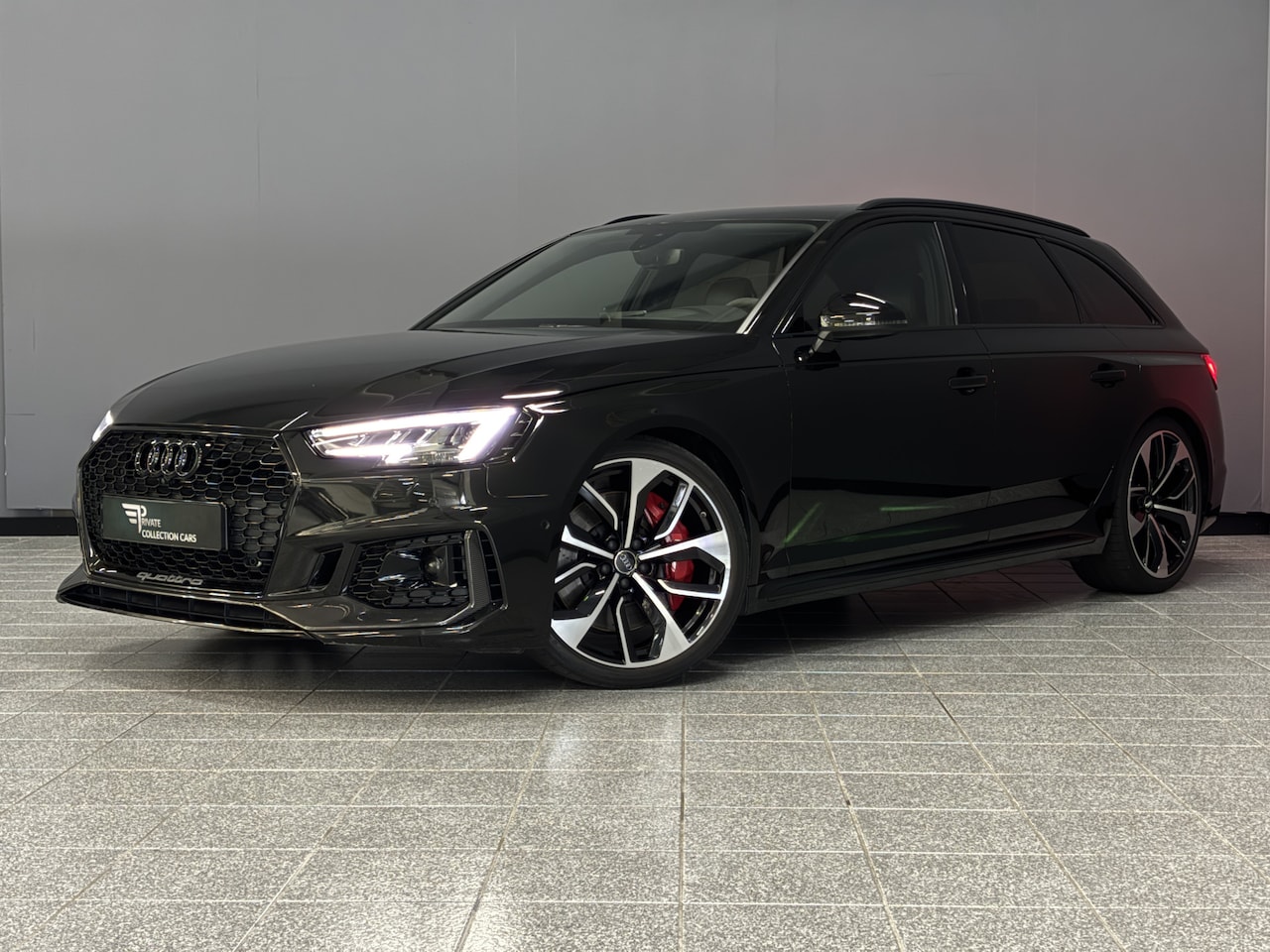 Audi RS4 - Avant 2.9 TFSI quattro Pano|HUD|Carbon|B&O - AutoWereld.nl