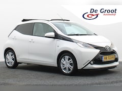 Toyota Aygo - 1.0 VVT-i x-wave Cabrio Navigatie, Camera, Half Leder, LED, 15"